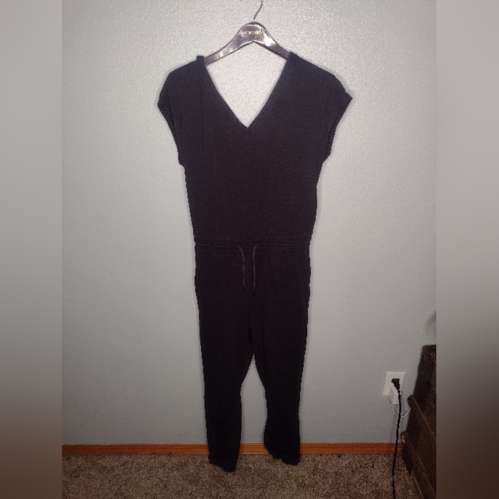 Patagonia Black V-Neck Short Sleeve Jumpsuit